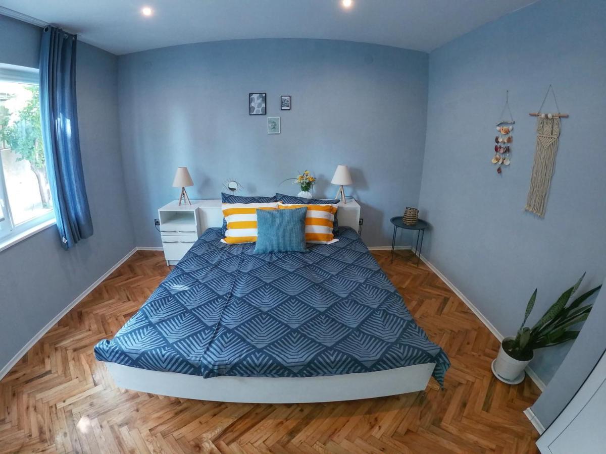 Apartmán Into The Blue, 4 Guests, 5 Min Away From The Beach Varna Exteriér fotografie